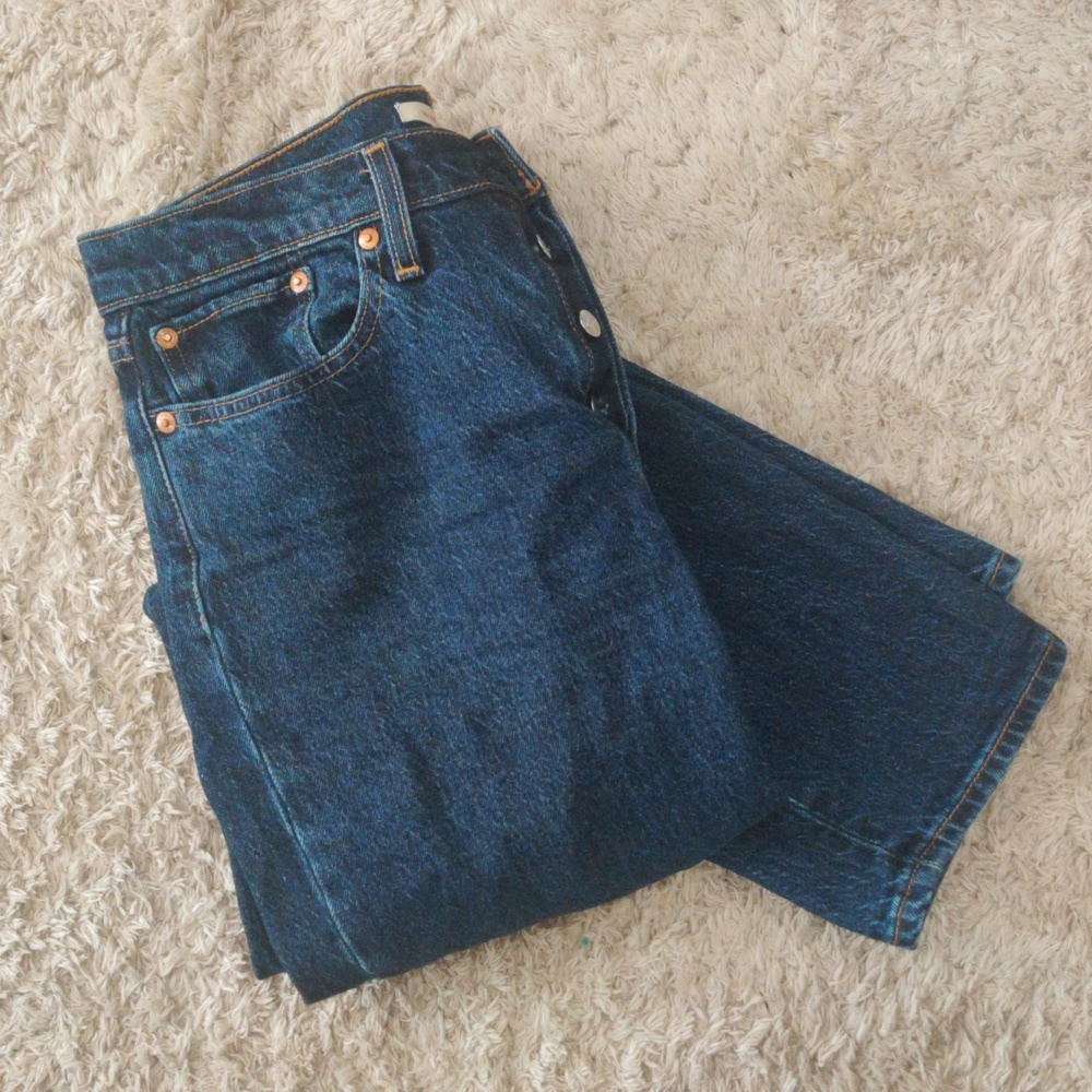 Levi's wedgie for jeans